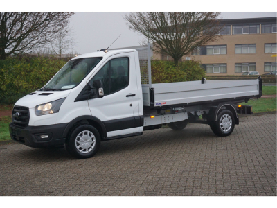 40212554-ford-transit-2