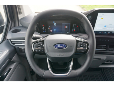 40244825-ford-transit-custom-10