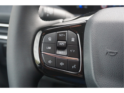 40244825-ford-transit-custom-13