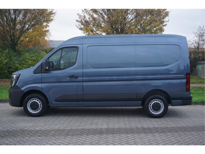 41211498-renault-master-2