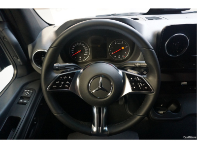 41811303-mercedes-benz-sprinter-8