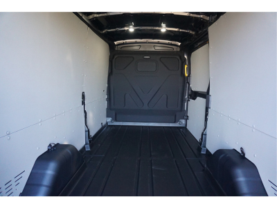 42128389-ford-transit-7