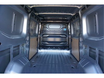 42138713-renault-master-5