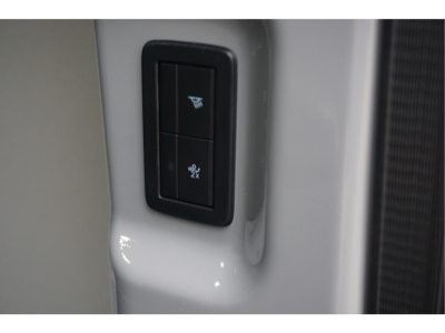 42432839-ford-transit-custom-18