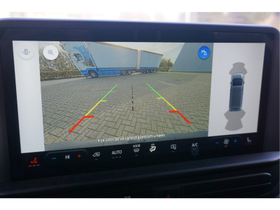 43715492-ford-transit-custom-13