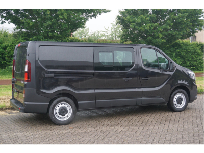 43764346-renault-trafic-4