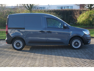 45384846-renault-express-5