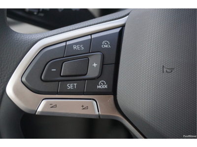 47068514-volkswagen-crafter-14