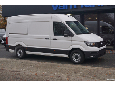 47068514-volkswagen-crafter-7