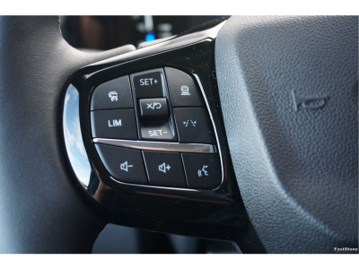 47942376-ford-transit-custom-15