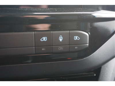 47964539-ford-transit-custom-16