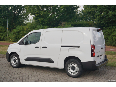 48017676-fiat-e-doblo-3