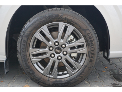 48287273-ford-transit-custom-19