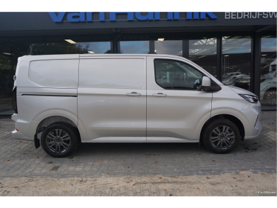 48287273-ford-transit-custom-5