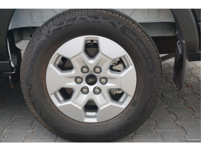 48948063-ford-transit-17