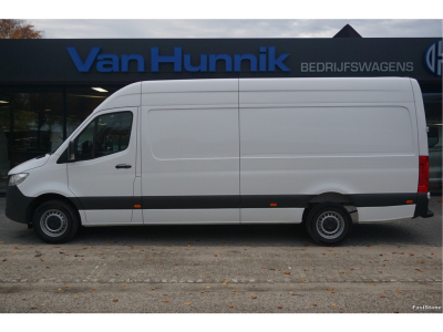 48971959-mercedes-benz-sprinter-2