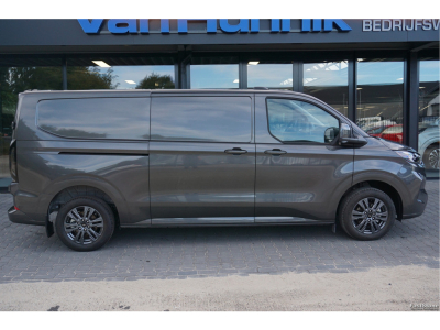 50989375-ford-transit-custom-5