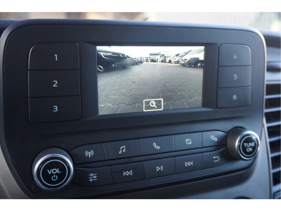 51197781-ford-transit-14