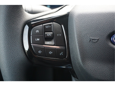 51359222-ford-transit-custom-13