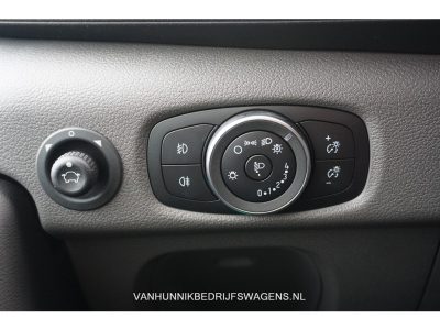 51415053-ford-transit-4