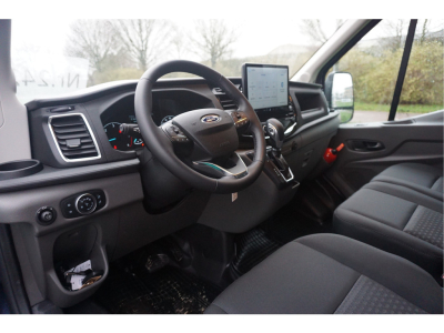 51755056-ford-transit-9