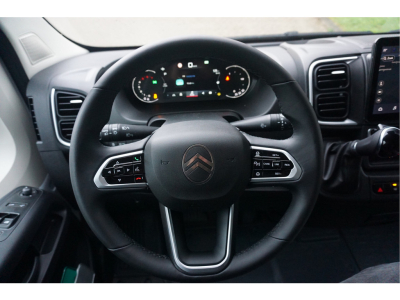 52176771-citroen-jumper-10