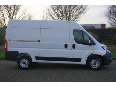 52177000-citroen-jumper-6