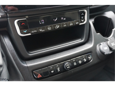 52177195-citroen-jumper-15