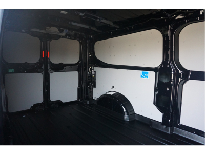 52280427-ford-transit-custom-9