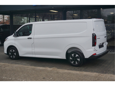 52369898-ford-transit-custom-3