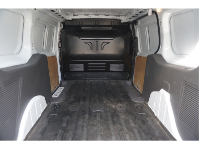 52746723-ford-transit-connect-7