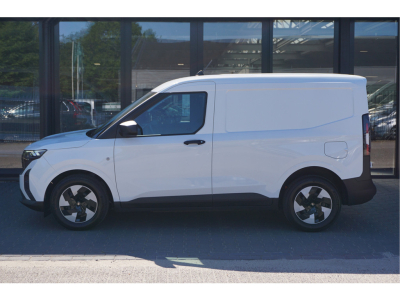 53163319-ford-transit-courier-2