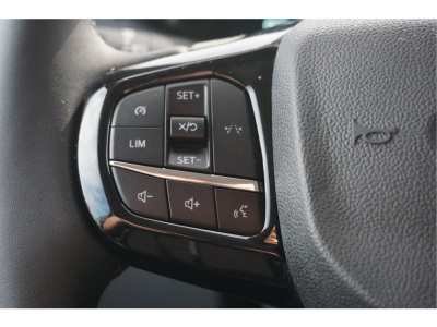 53690507-ford-transit-custom-14