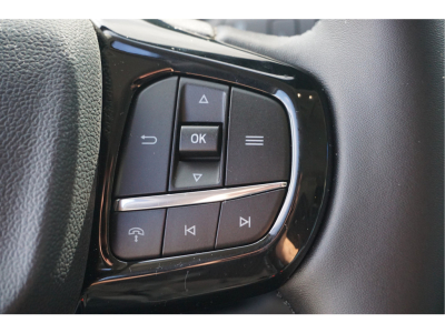 53690507-ford-transit-custom-15