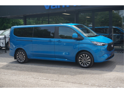 53909513-ford-transit-custom-6