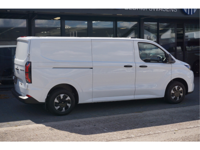 55750912-ford-e-transit-custom-5