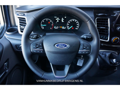 56015082-ford-transit-custom-10