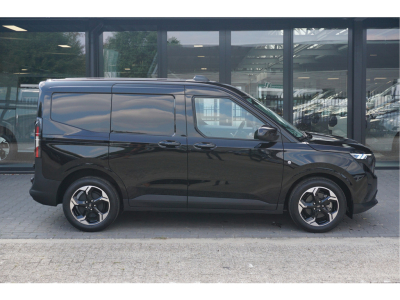 56421734-ford-transit-courier-5