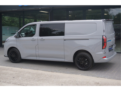 56883058-ford-transit-custom-5