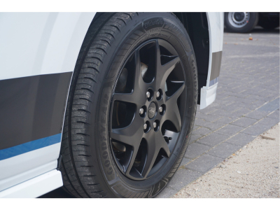 56883192-ford-e-transit-custom-21