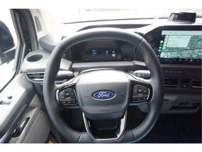 56883224-ford-transit-custom-10