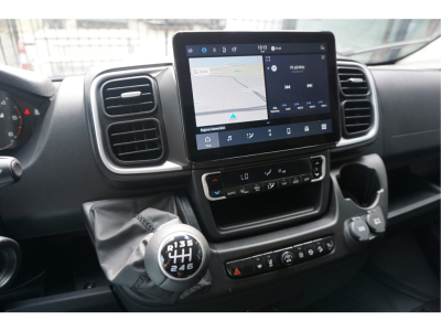 57089045-citroen-jumper-12