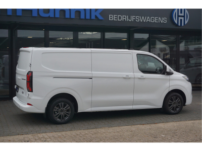 57122061-ford-transit-custom-4