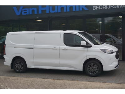 57122061-ford-transit-custom-6