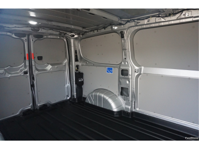 57122869-ford-transit-custom-8