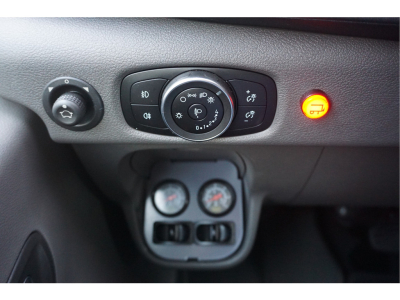 57149062-ford-transit-16