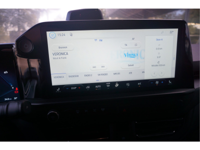 57260348-ford-e-transit-custom-10