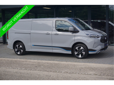 57544427-ford-e-transit-custom-1