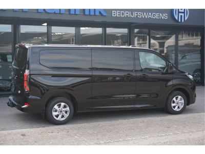 57591343-ford-transit-custom-4